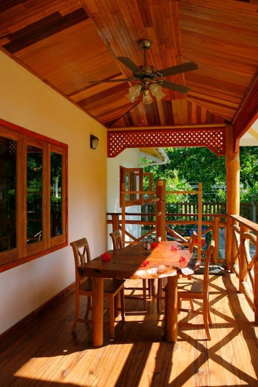 Jms Ventures Guesthouse - Private Pool Ла-Діг Екстер'єр фото